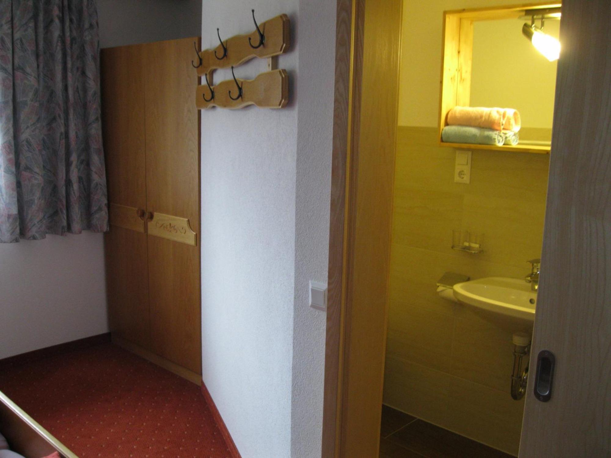 Gasthof Walderhof Oetz Room photo
